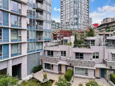 221 188 KEEFER PLACE, Vancouver BC V6B 0J1