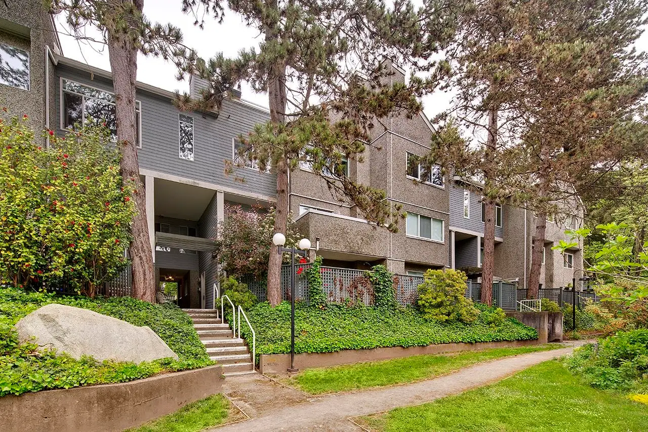 3380 MARQUETTE CRESCENT, Vancouver BC V5S 4K4