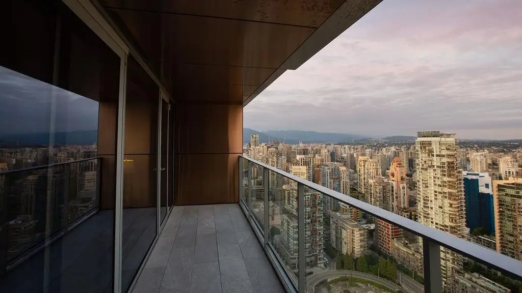 4906 1480 HOWE STREET, Vancouver BC V6Z 0G5