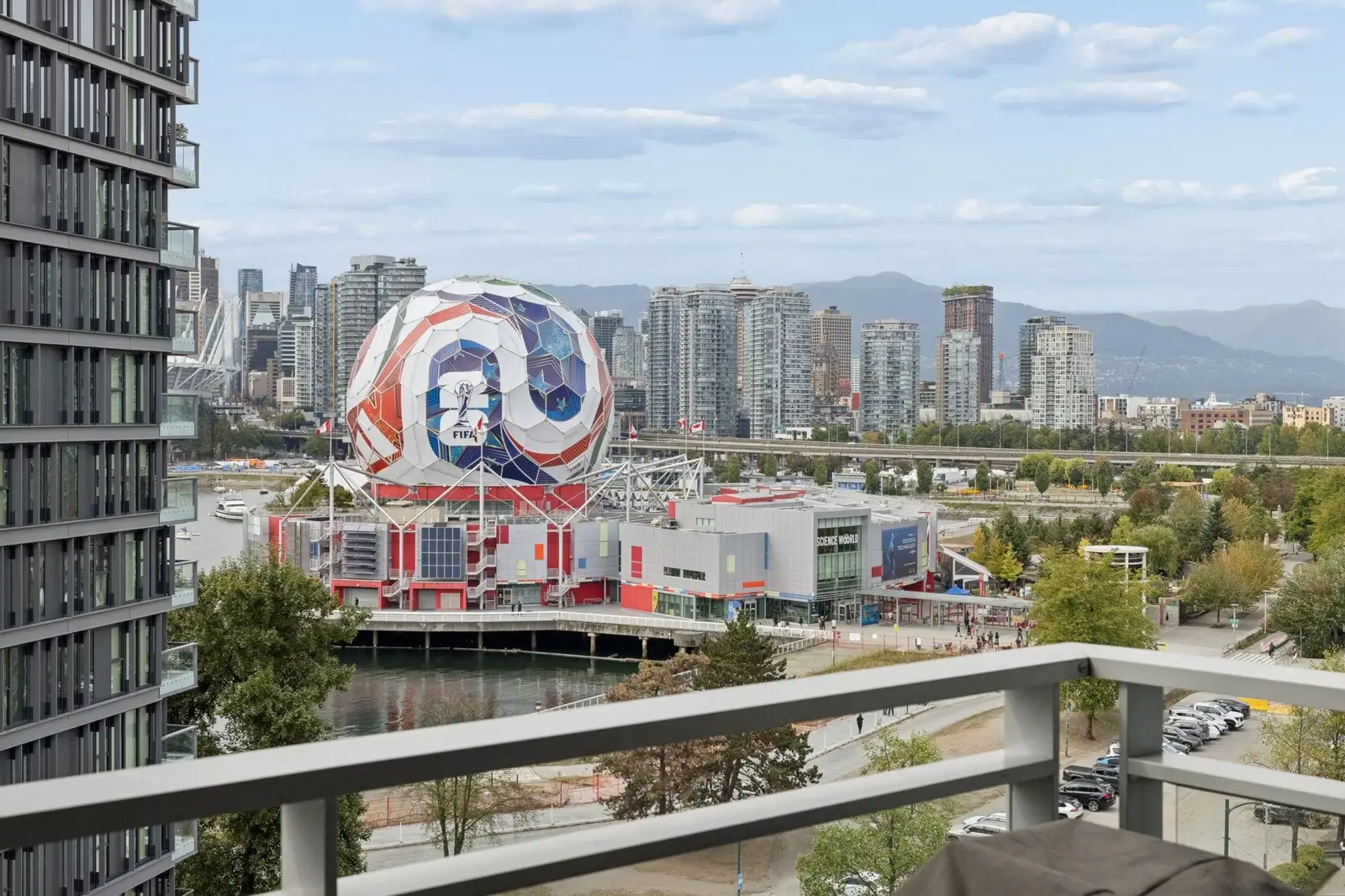 1106 1618 QUEBEC STREET, Vancouver BC V6A 0C5