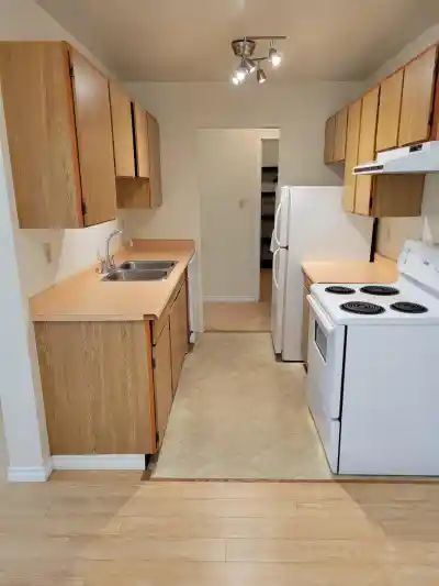 218 8500 LANSDOWNE ROAD, Richmond BC V6X 3G4