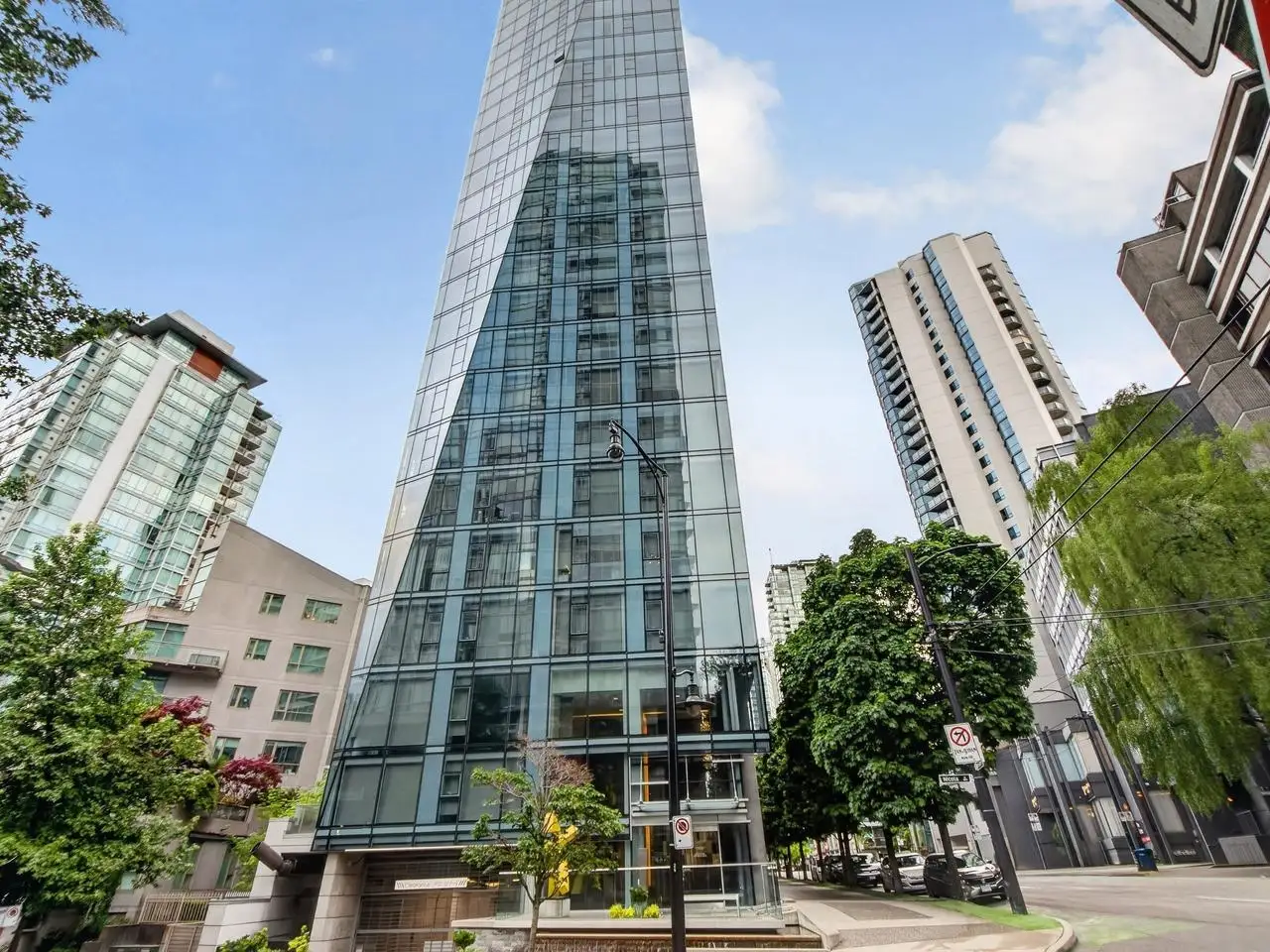 1902 1499 W PENDER STREET, Vancouver BC V6G 0A7