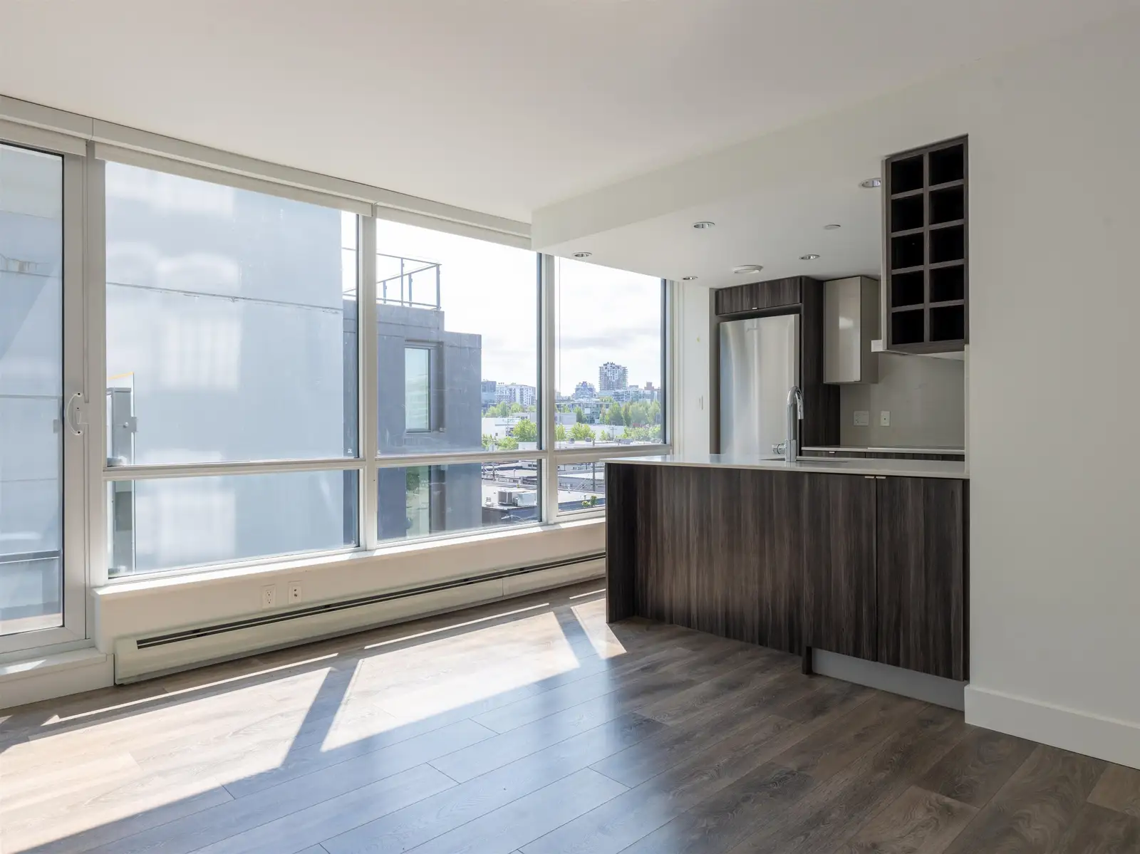 706 1788 COLUMBIA STREET, Vancouver BC V5Y 0L7