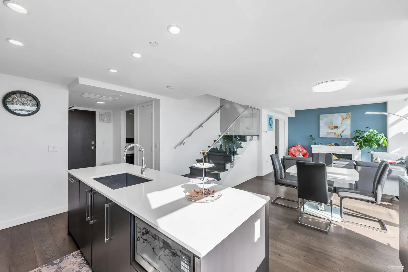 1602 5580 NO. 3 ROAD, Richmond BC V6X 0R8