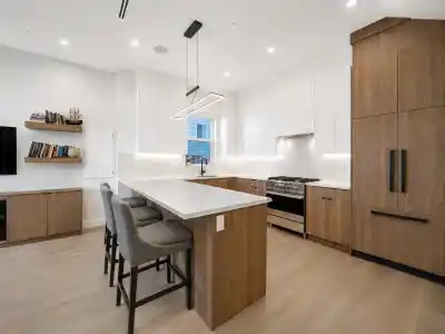 1907 E 40TH AVENUE, Vancouver BC V5P 1J1