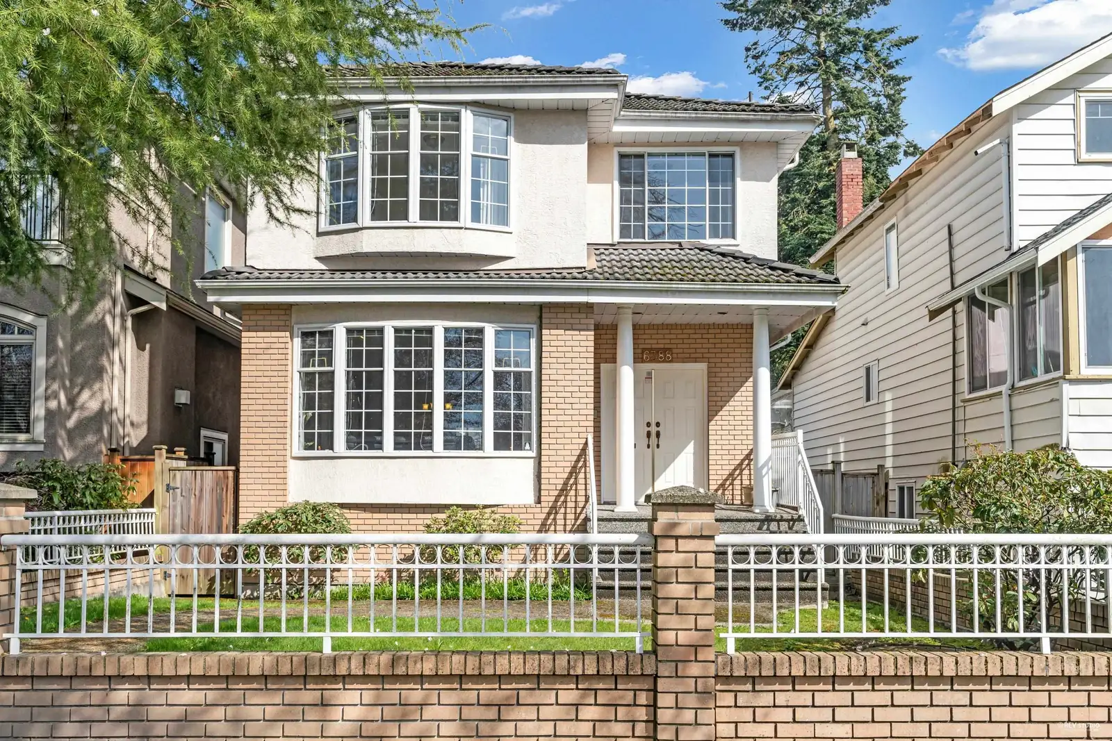 6388 LABURNUM STREET, Vancouver BC V6M 3S9