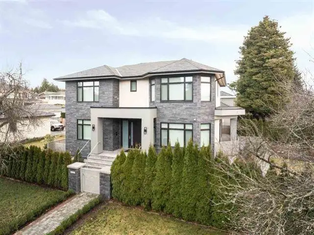 7488 CARTIER STREET, Vancouver BC V6P 0E9