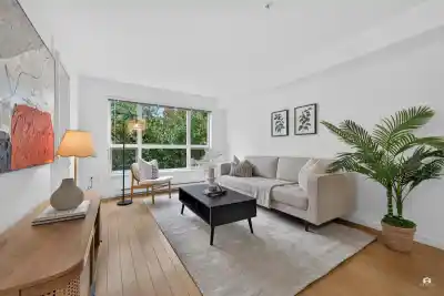 301 3575 EUCLID AVENUE AVENUE, Vancouver BC V5R 6H5