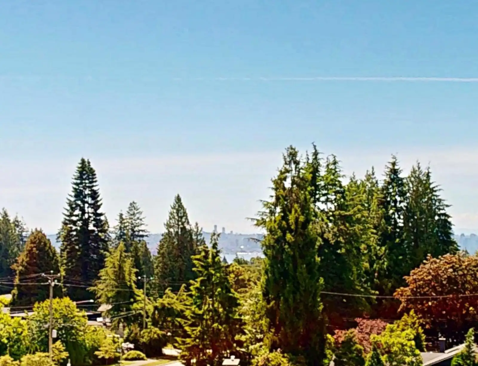 402 650 EVERGREEN PLACE, North Vancouver BC V7N 0A5