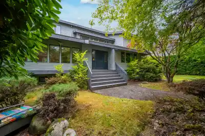 1975 W 18TH AVENUE, Vancouver BC V6J 2N6