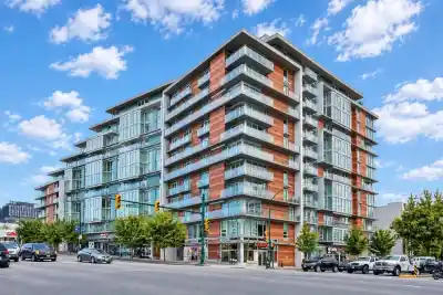 1211 180 E 2ND AVENUE, Vancouver BC V5T 0K4