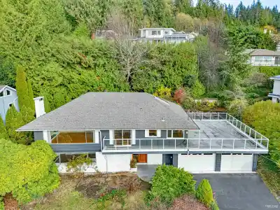 2615 SKILIFT PLACE, West Vancouver BC V7S 2T6