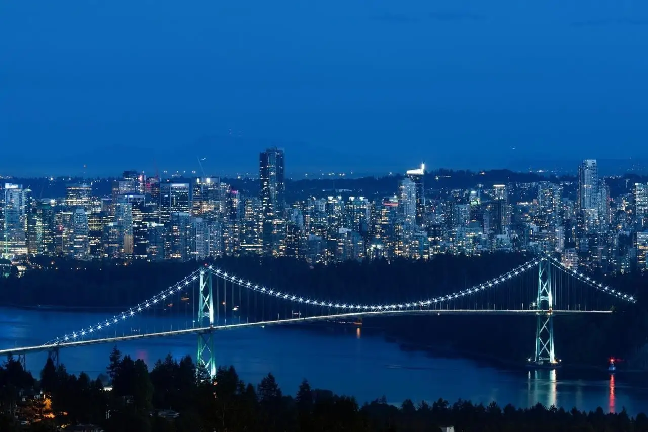 1335 CHARTWELL DRIVE, West Vancouver BC V7S 2R4