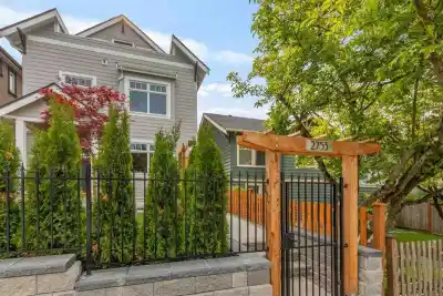 2753 ALMA STREET, Vancouver BC V6R 3S3