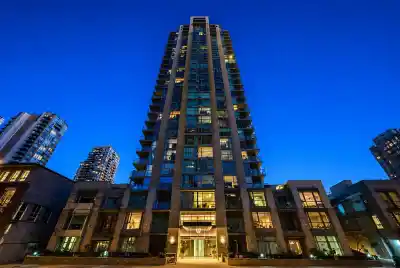 1805 928 RICHARDS STREET, Vancouver BC V6B 6P6