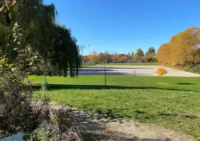 3326 SLOCAN STREET, Vancouver BC V5M 3E5