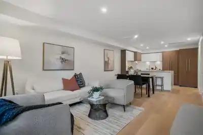 104 378 W 45TH AVENUE, Vancouver BC V5Y 0P6