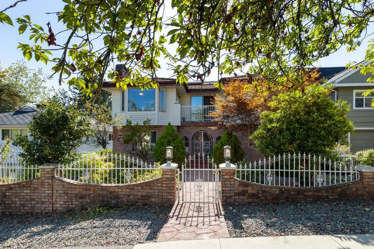 2472 E 12TH AVENUE, Vancouver BC V5M 2C2