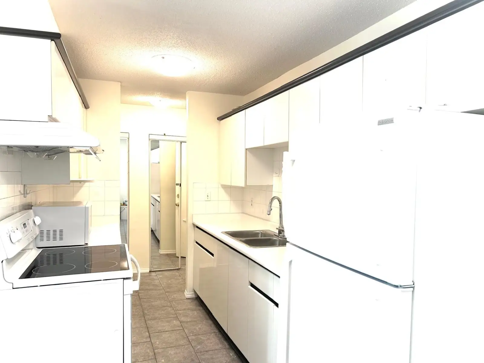 110 6420 BUSWELL STREET, Richmond BC V6Y 2G3