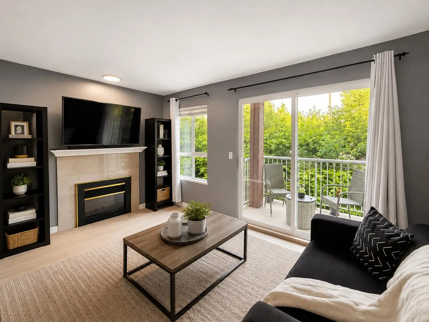 208 5355 BOUNDARY ROAD, Vancouver BC V5R 6G2