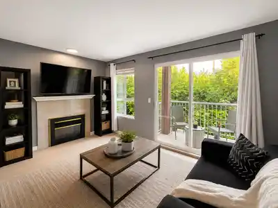208 5355 BOUNDARY ROAD, Vancouver BC V5R 6G2