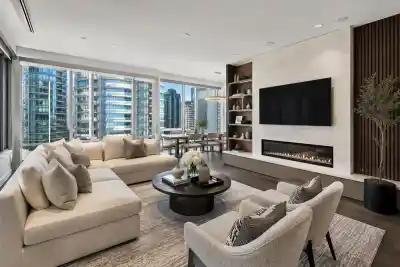 1110 610 GRANVILLE STREET, Vancouver BC V6C 3T3