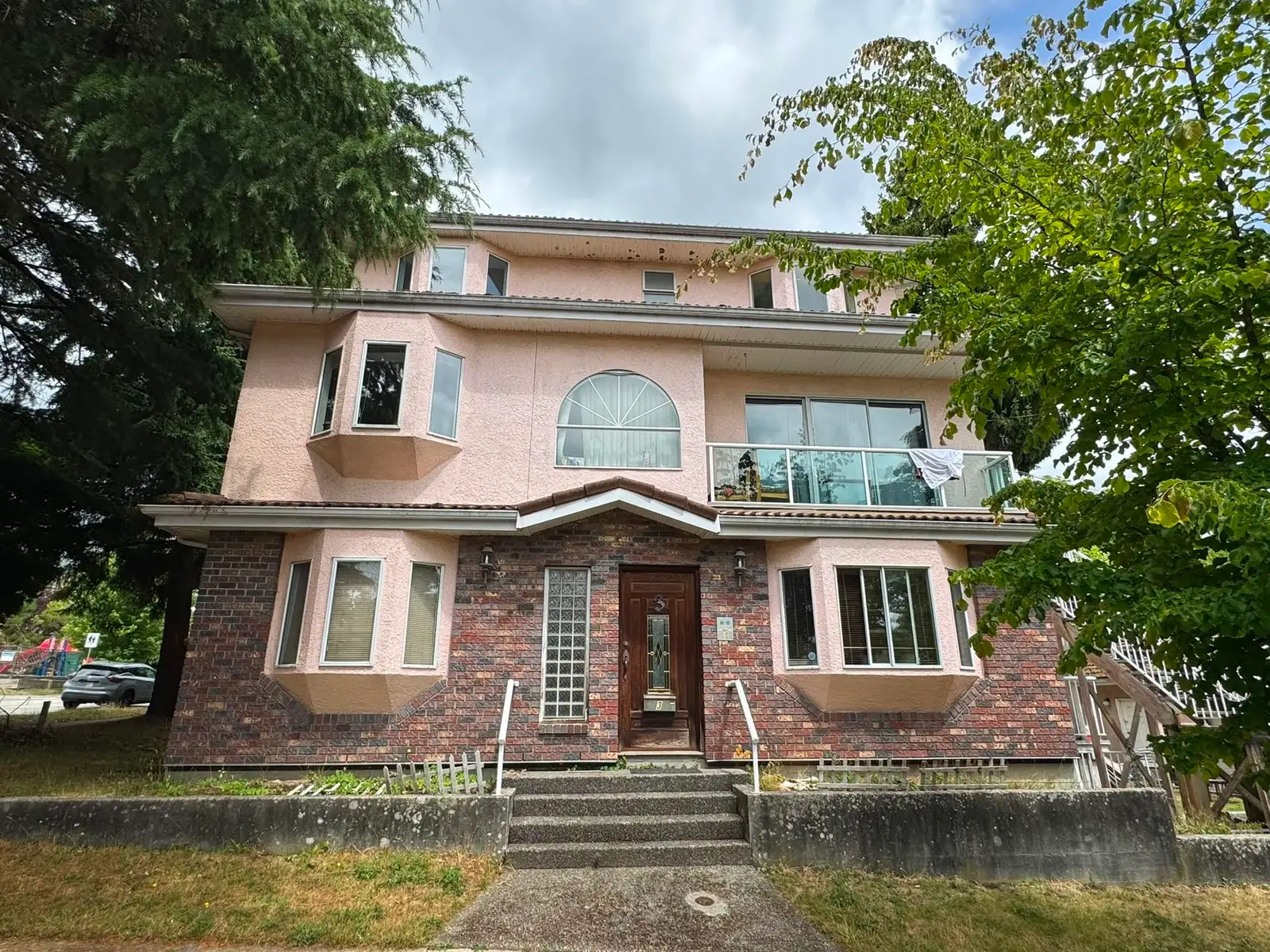 3 E 43RD AVENUE, Vancouver BC V5W 1S7