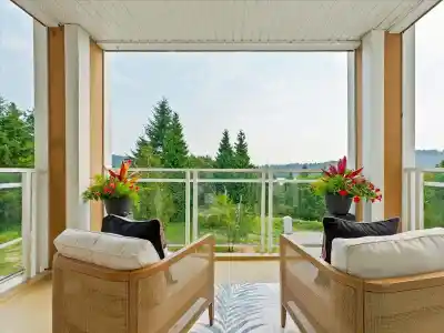 317 3629 DEERCREST DRIVE, North Vancouver BC V7G 2S9