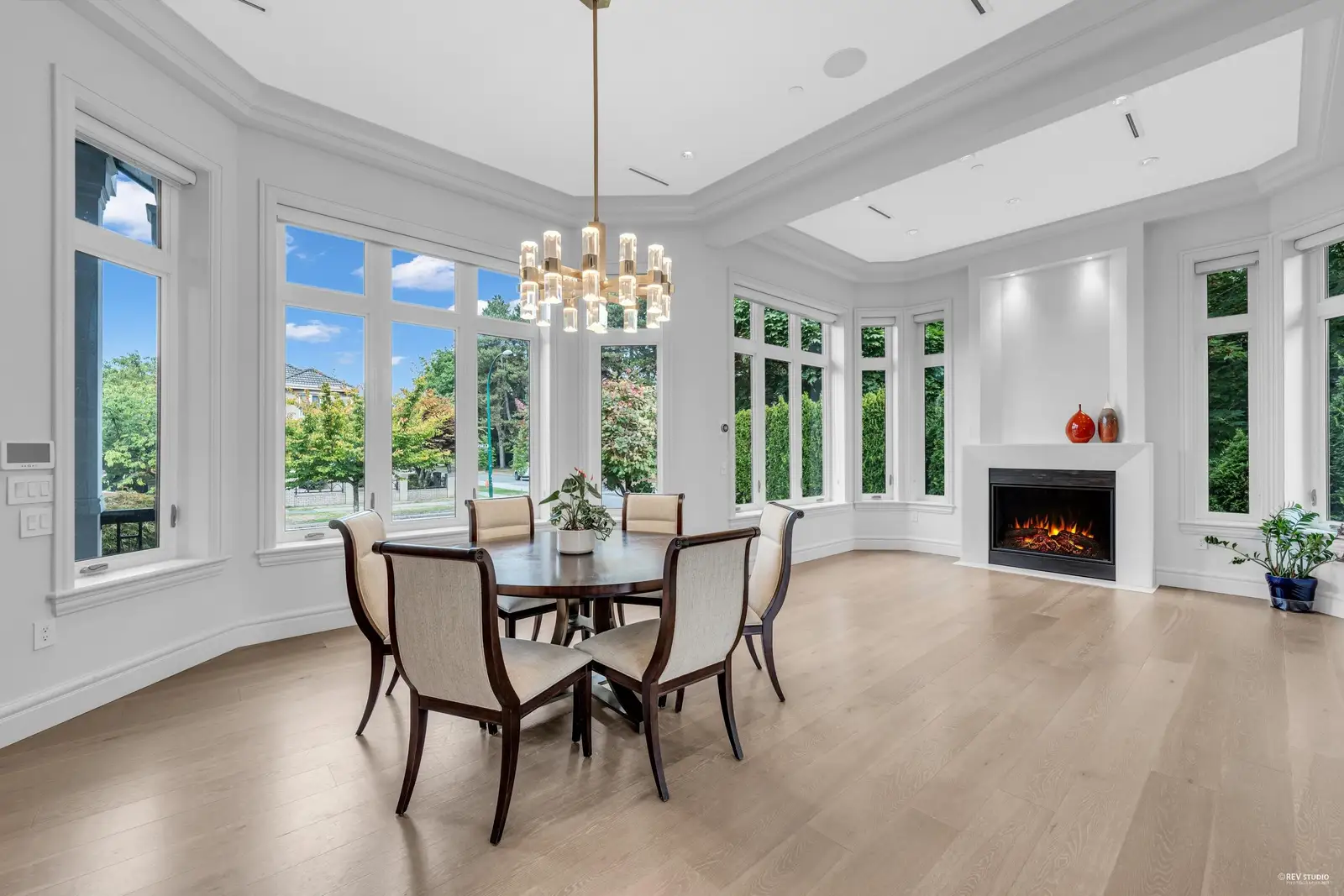 2328 MCBAIN AVENUE, Vancouver BC V6L 2C4