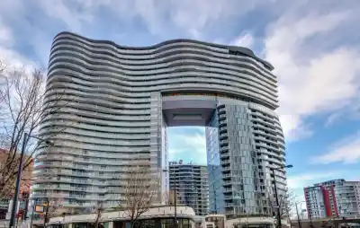 2110 89 NELSON STREET, Vancouver BC V6Z 0E7