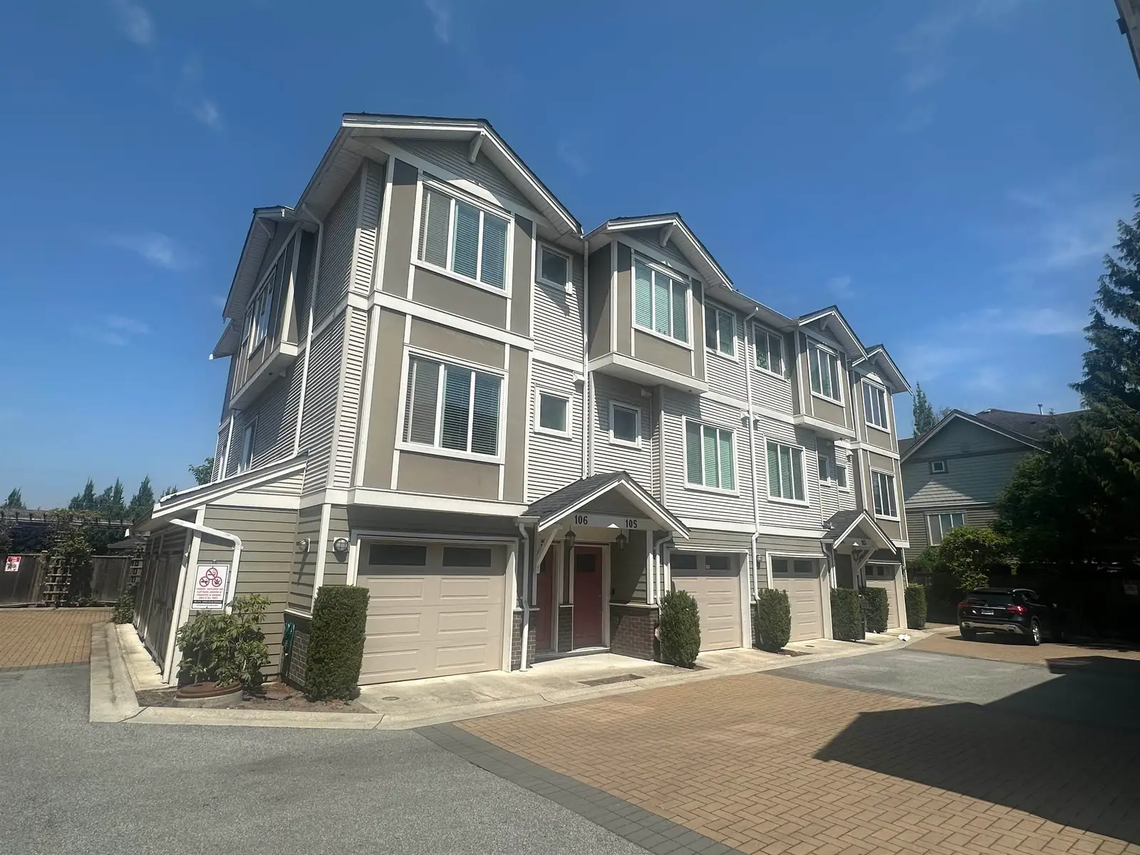 105 9080 NO. 3 ROAD, Richmond BC V7A 1V9