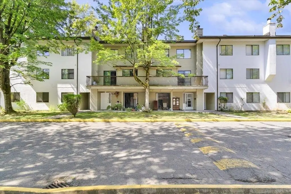 204 7119 133 STREET, Surrey BC V3W 7Z6