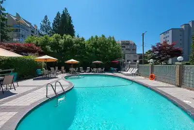 108 1425 ESQUIMALT AVENUE, West Vancouver BC V7T 1L1