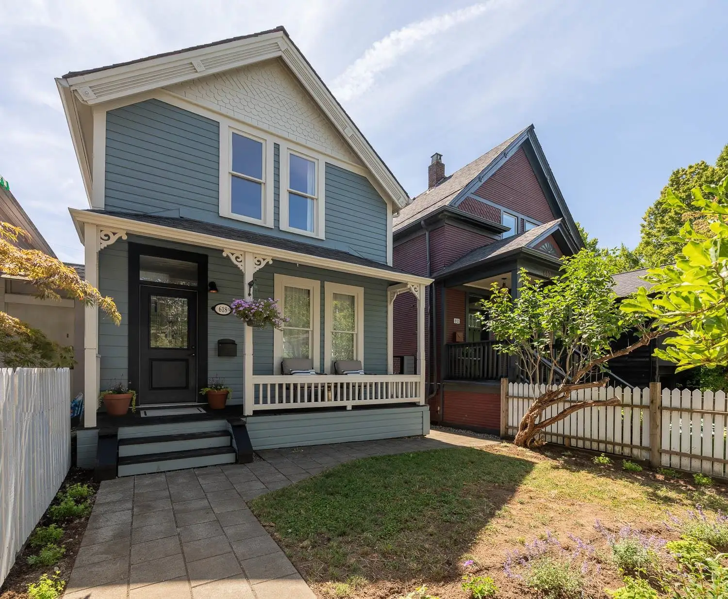 618 UNION STREET, Vancouver BC V6A 2B9