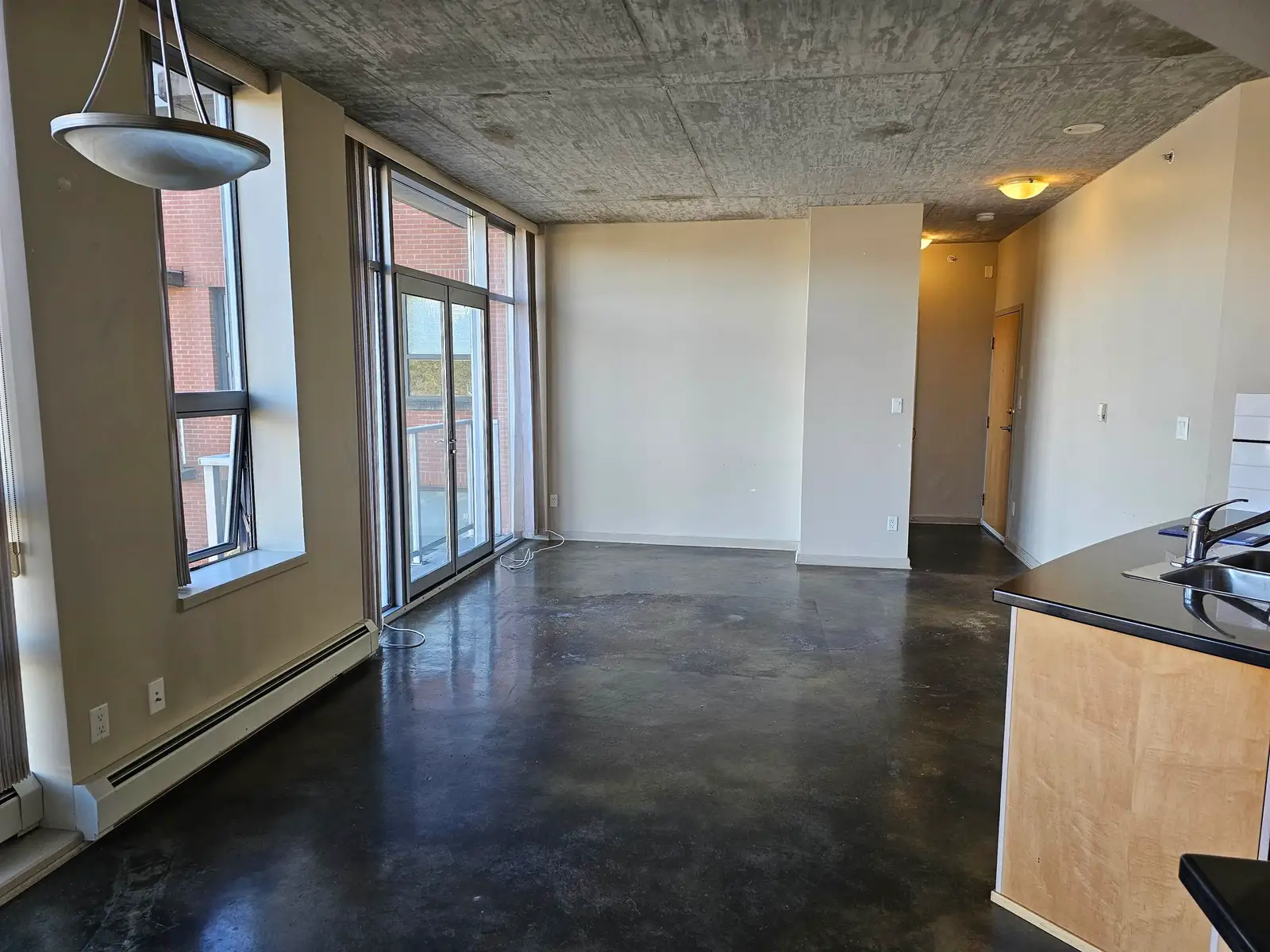 502 919 STATION STREET, Vancouver BC V6A 4L9