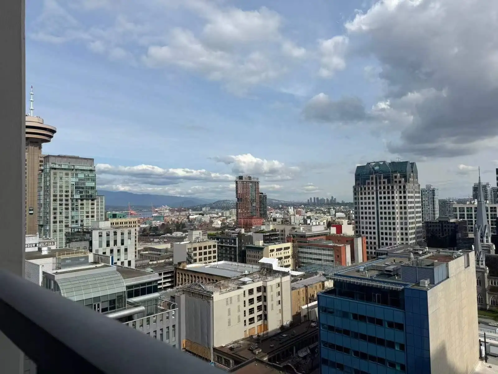1715 610 GRANVILLE STREET, Vancouver BC V6C 3T3