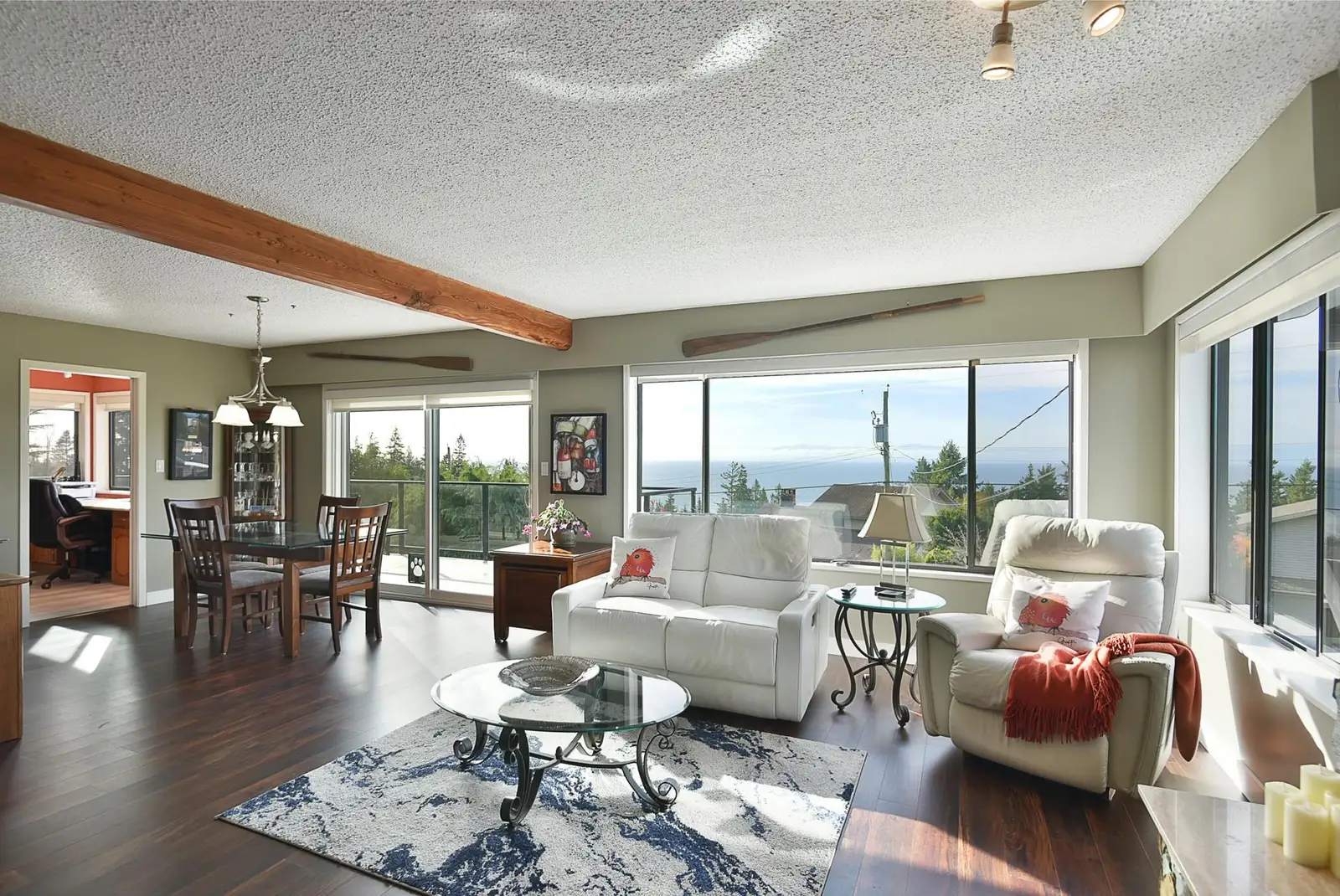 4926 LAUREL AVENUE, Sechelt BC V7Z 0B7