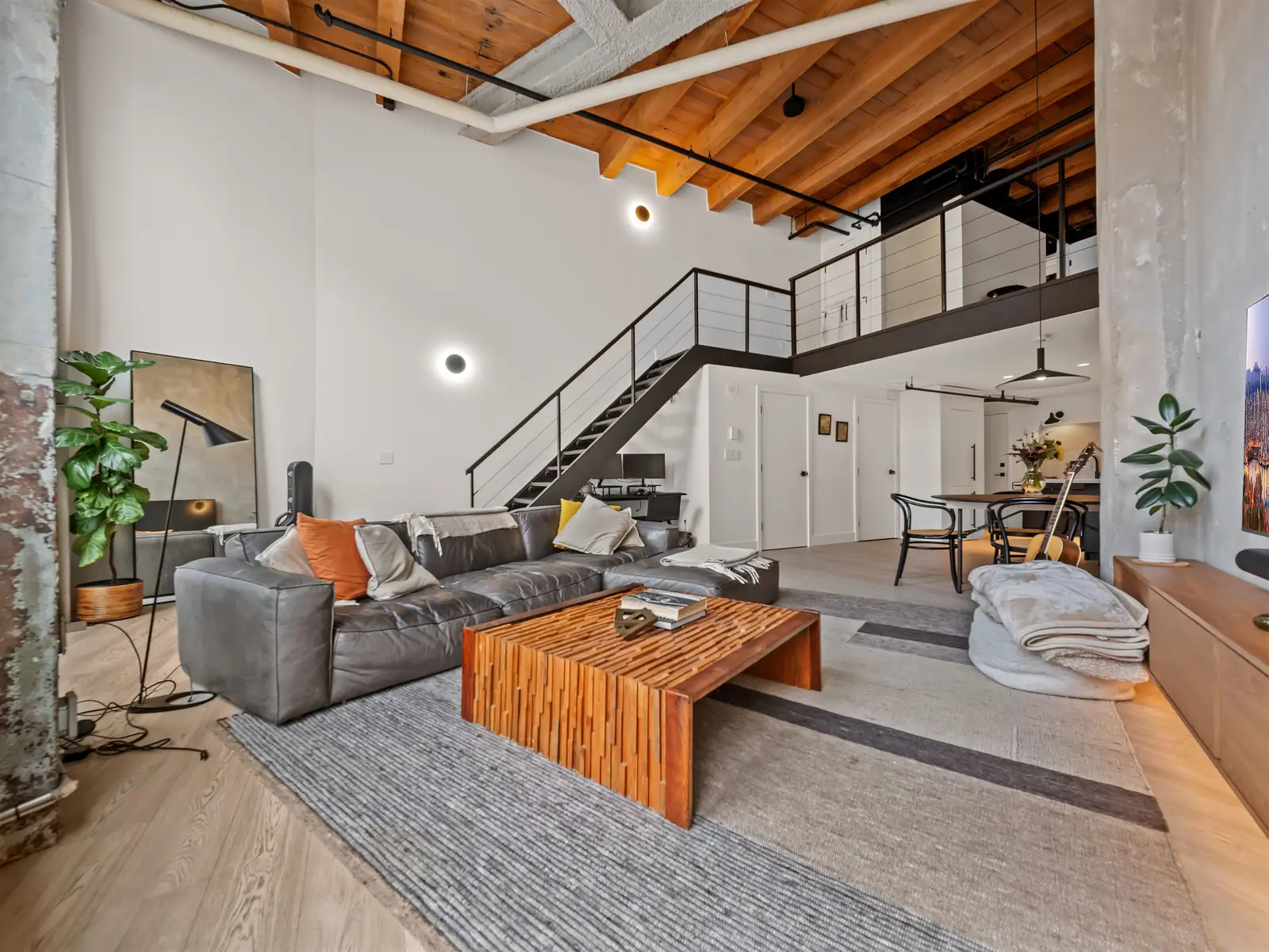 47 E CORDOVA STREET, Vancouver BC V6A 1K3