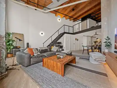 47 E CORDOVA STREET, Vancouver BC V6A 1K3