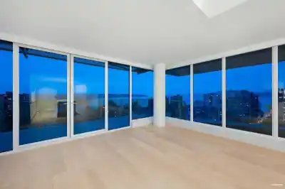 1502 1180 BROUGHTON STREET, Vancouver BC V6G 2B1