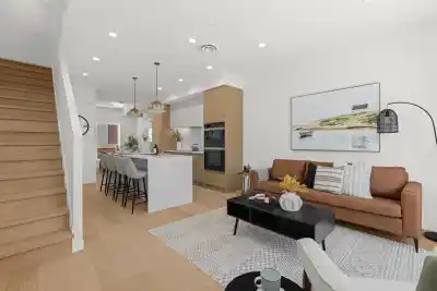 4811 LAUREL STREET, Vancouver BC V5Z 3V9
