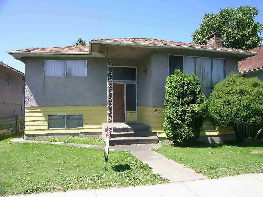 5769 KNIGHT STREET, Vancouver BC V5P 2V4
