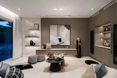 4007 W 19TH AVENUE, Vancouver BC V6S 1E2