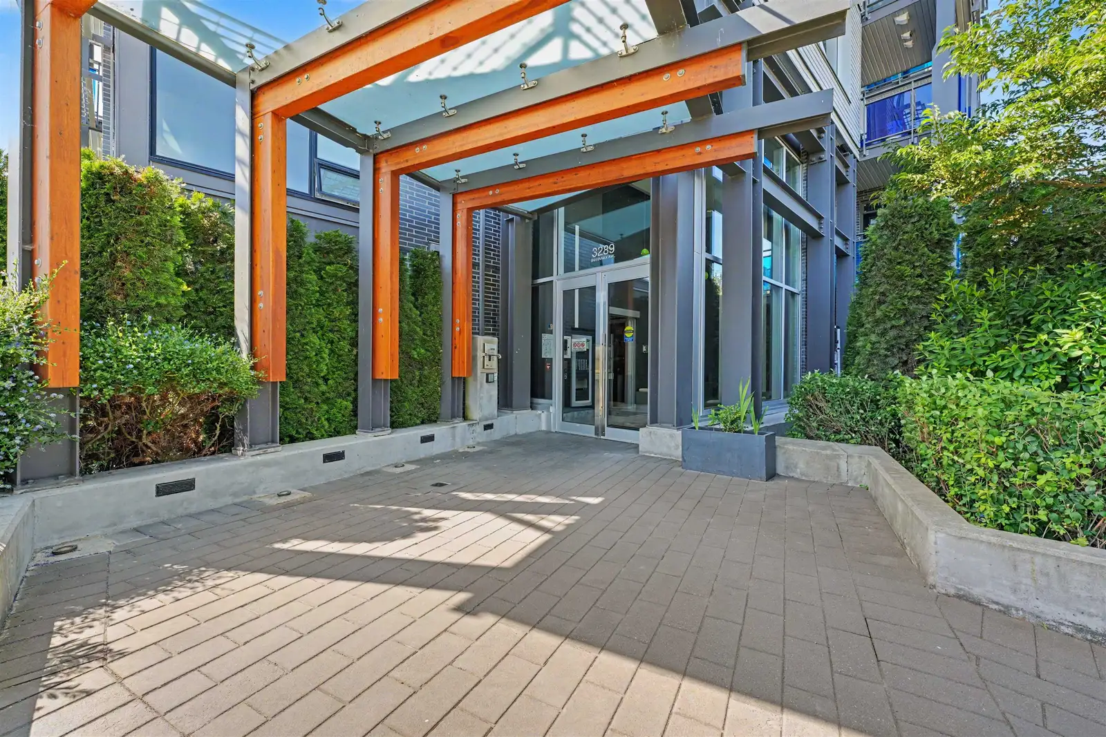 604 3289 RIVERWALK AVENUE, Vancouver BC V5S 0G2