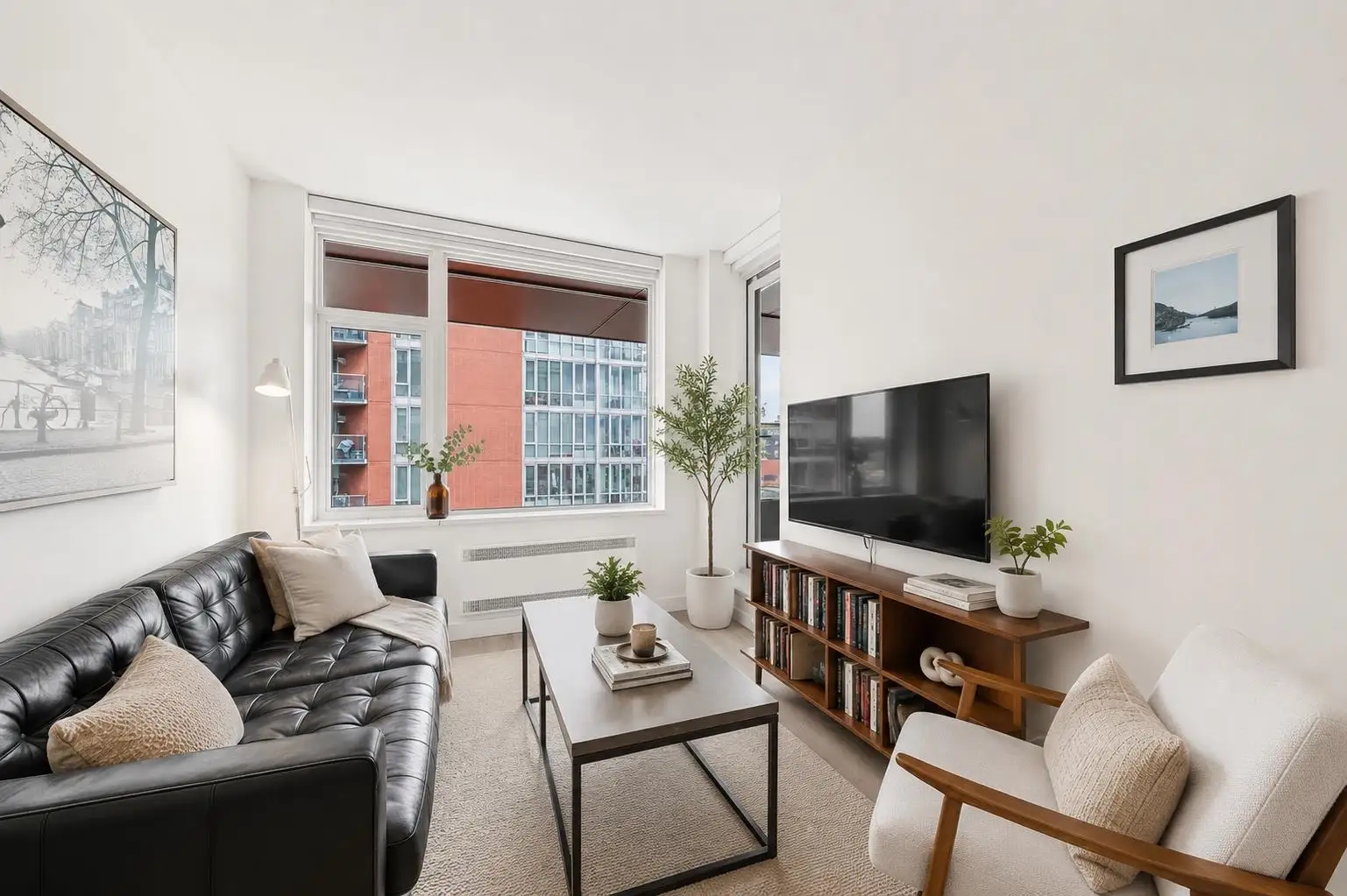 710 209 E 7TH AVENUE, Vancouver BC V5T 0H3
