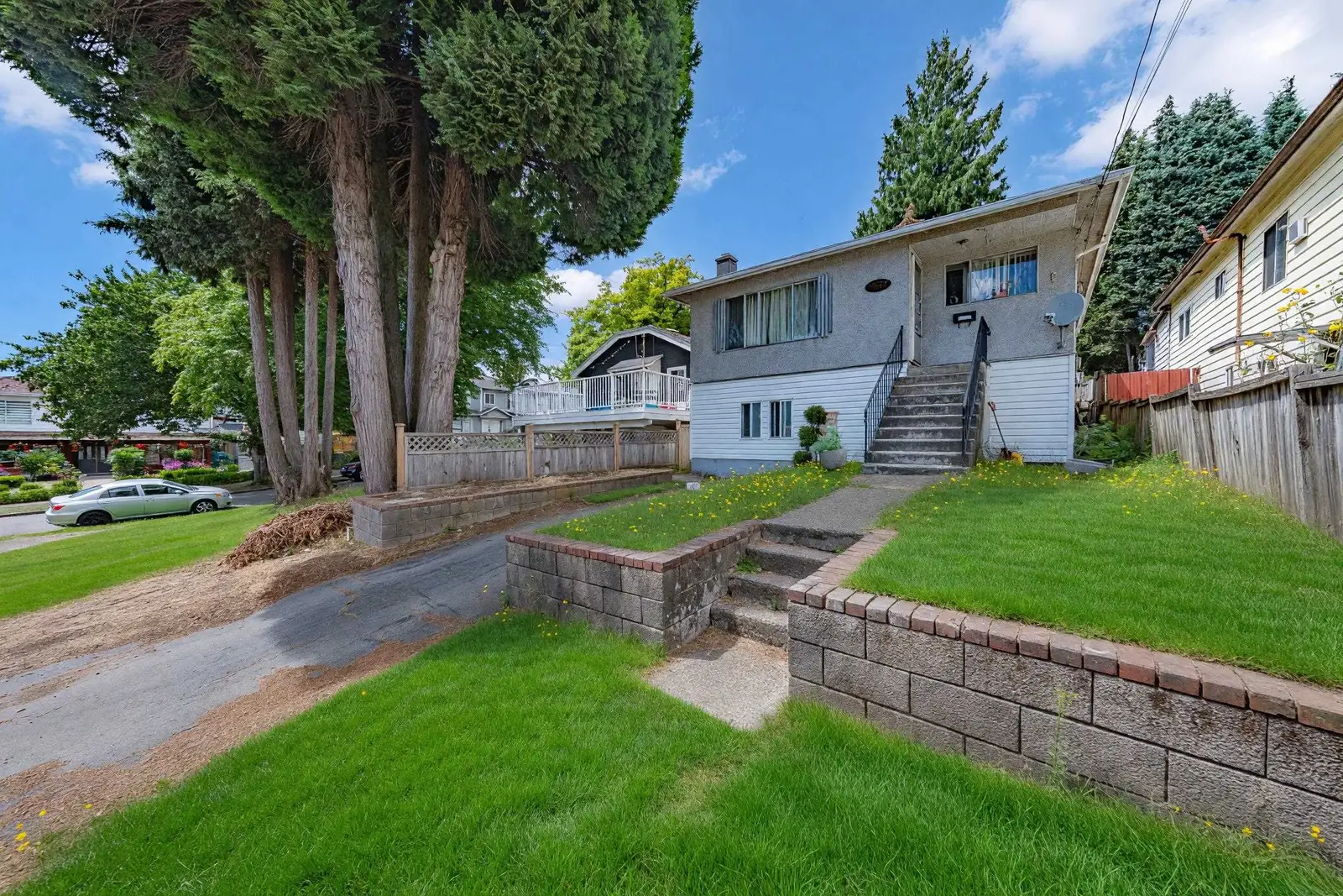 4987 HOY STREET, Vancouver BC V5R 4N6
