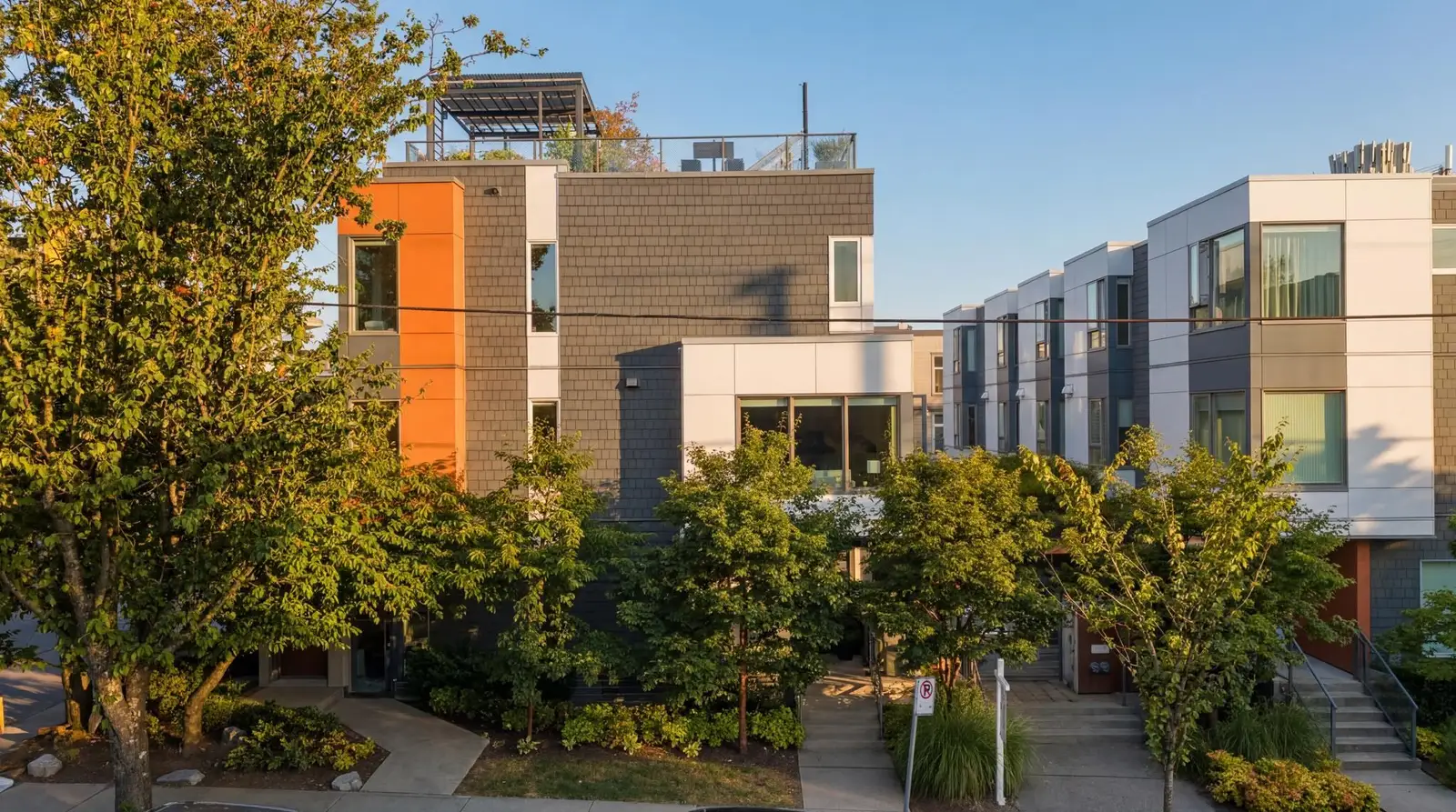 639 VICTORIA DRIVE, Vancouver BC V5L 0C3