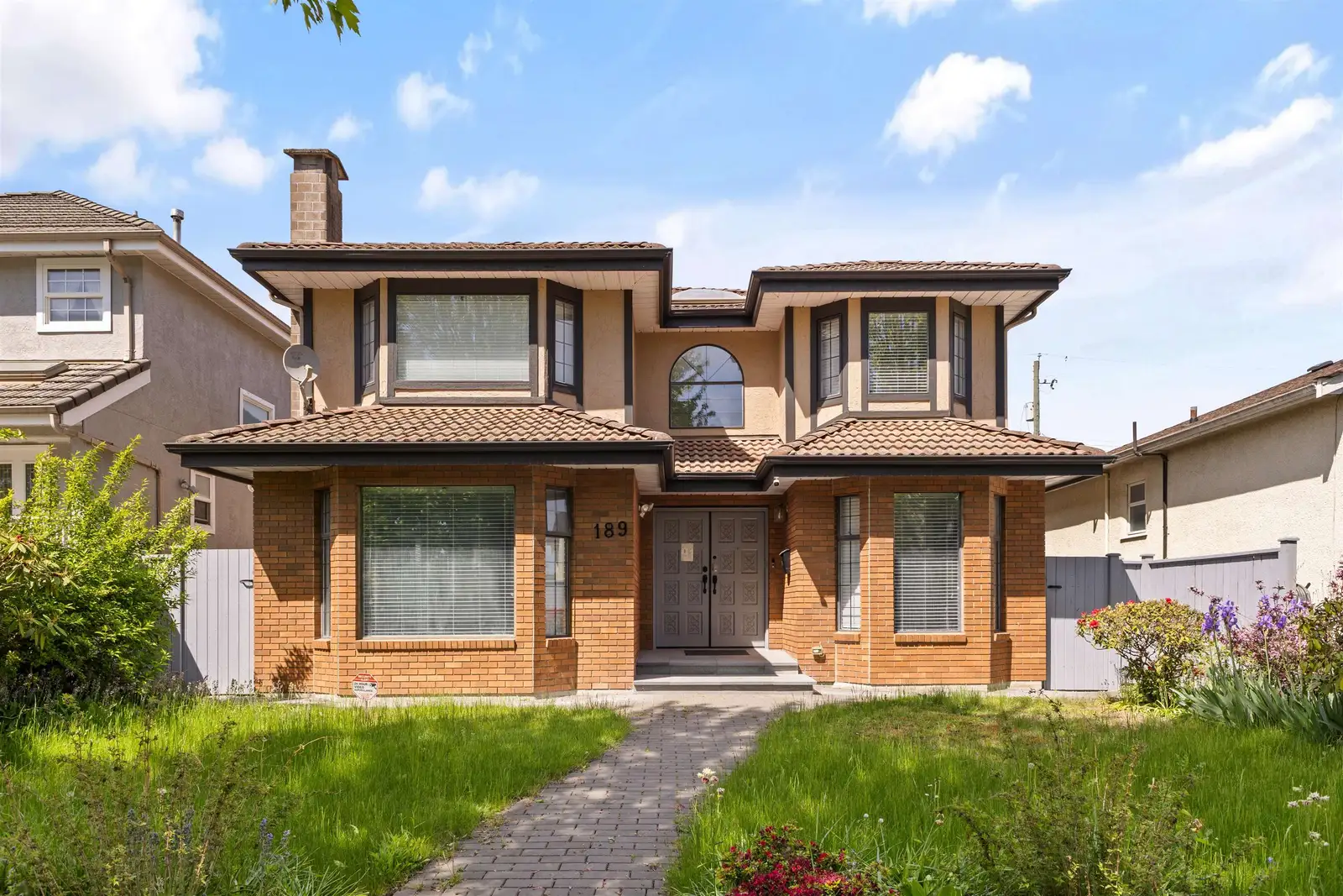 189 W 46TH AVENUE, Vancouver BC V5Y 2X1