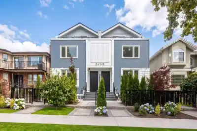 1 3268 E 18 AVENUE, Vancouver BC V5M 2R7