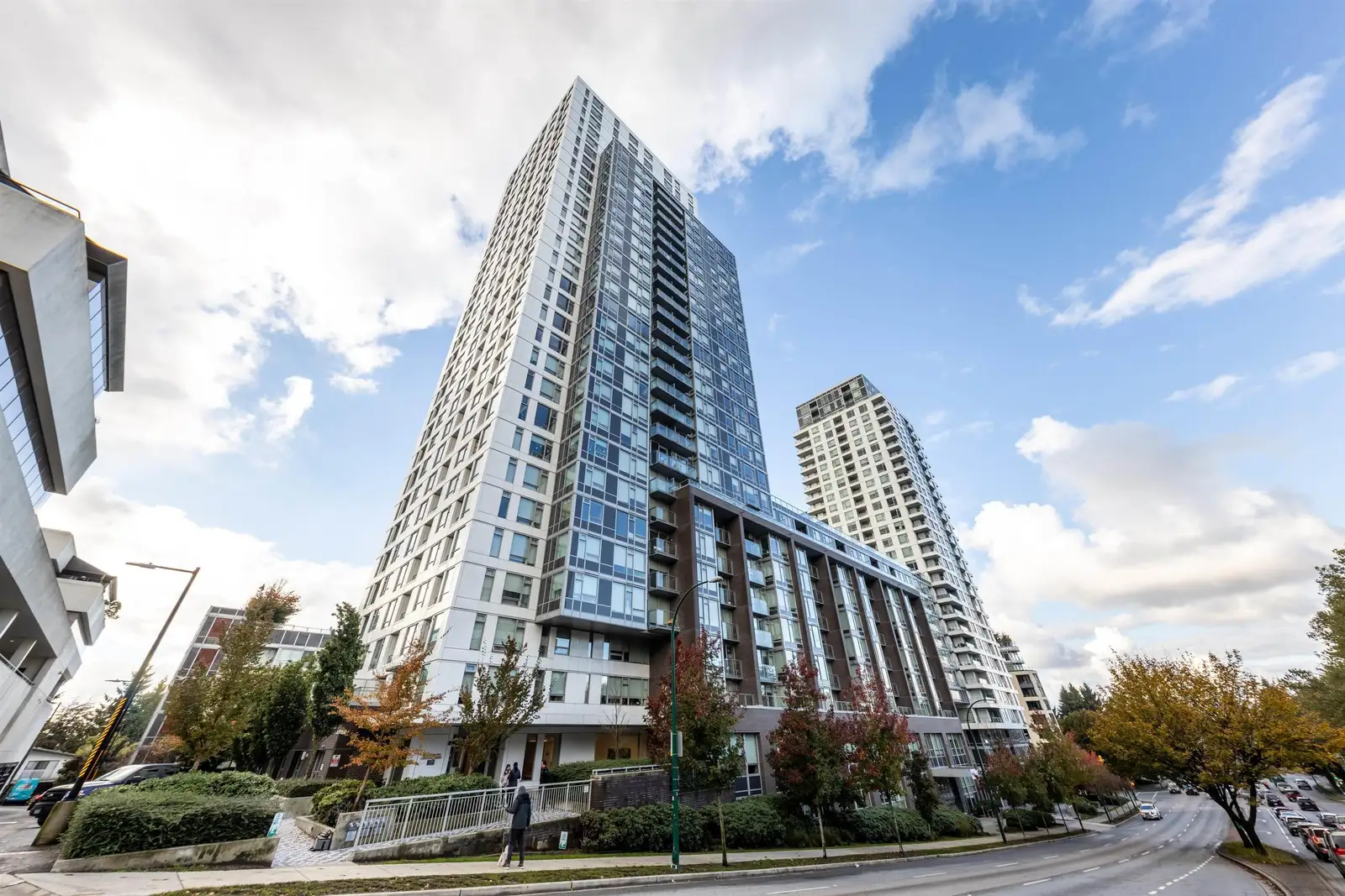 3203 5665 BOUNDARY ROAD, Vancouver BC V5R 0E4